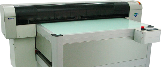 EJ-1020 開發免塗層墨水(玻璃專用),也可搭配玻璃專用塗層與白底塗料。耐候、耐水與百格測試,效果極佳。專業完整的設備、服務與耗材提供。